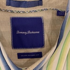 TOMMY BAHAMA Men’s Button Down. Size XL.
